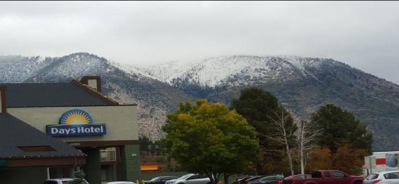 Days Hotel By Wyndham Flagstaff Bagian luar foto